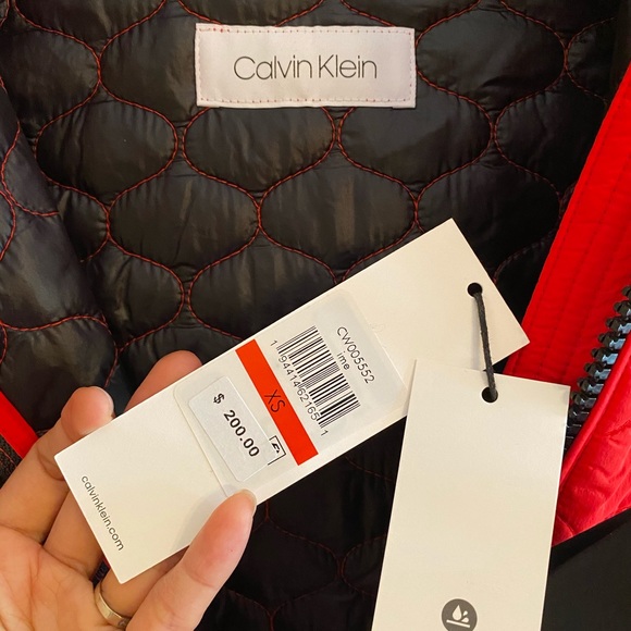 Ck puffer jacket - Picture 3 of 6